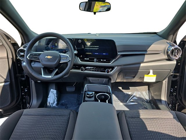 2026 Chevrolet Equinox photo 9