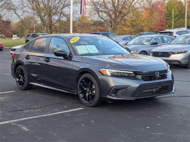 2024 Honda Civic Sport photo 3