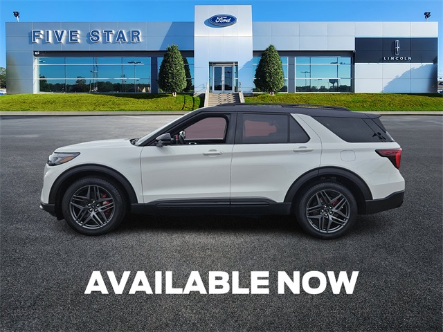2025 Ford Explorer ST photo 4