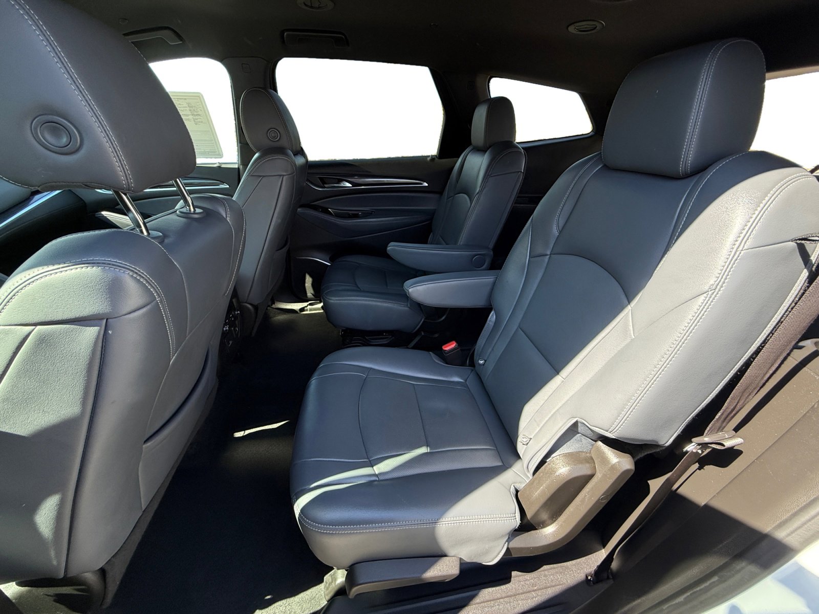 2024 Buick Enclave Premium photo 16