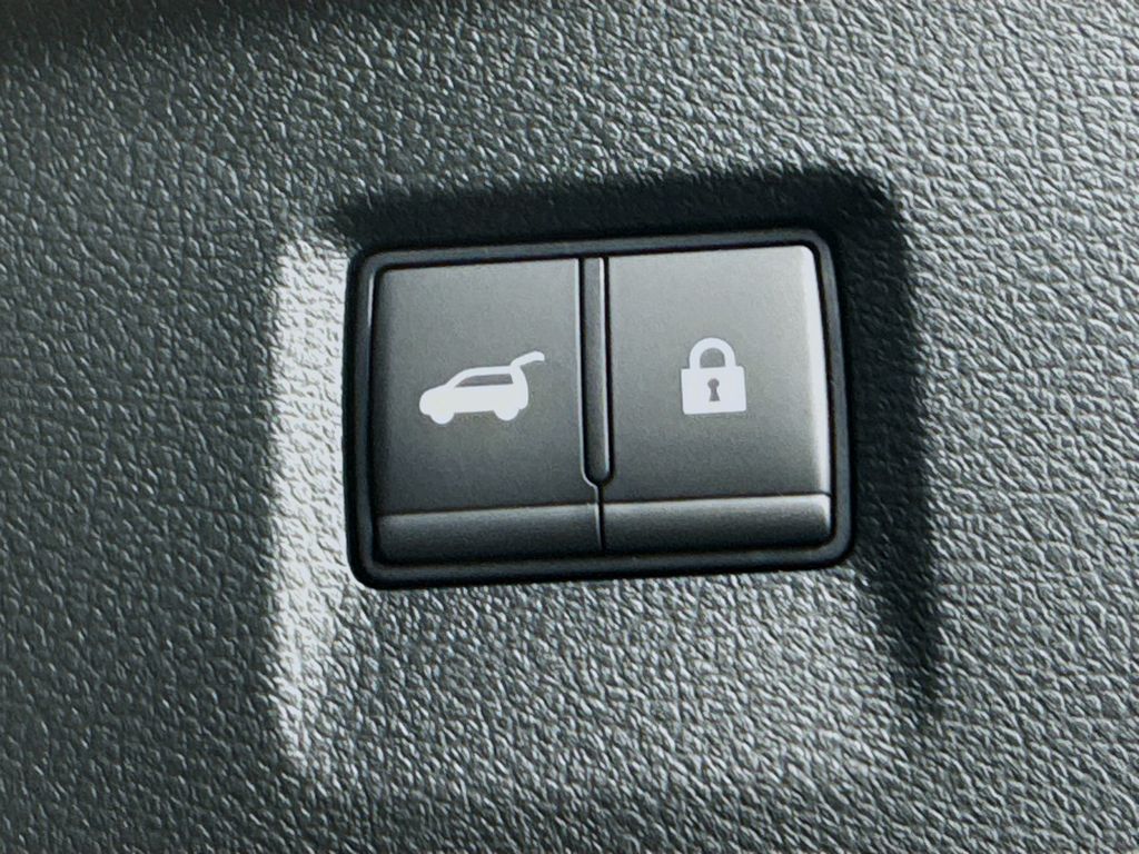 2026 Infiniti QX60 Luxe photo 29