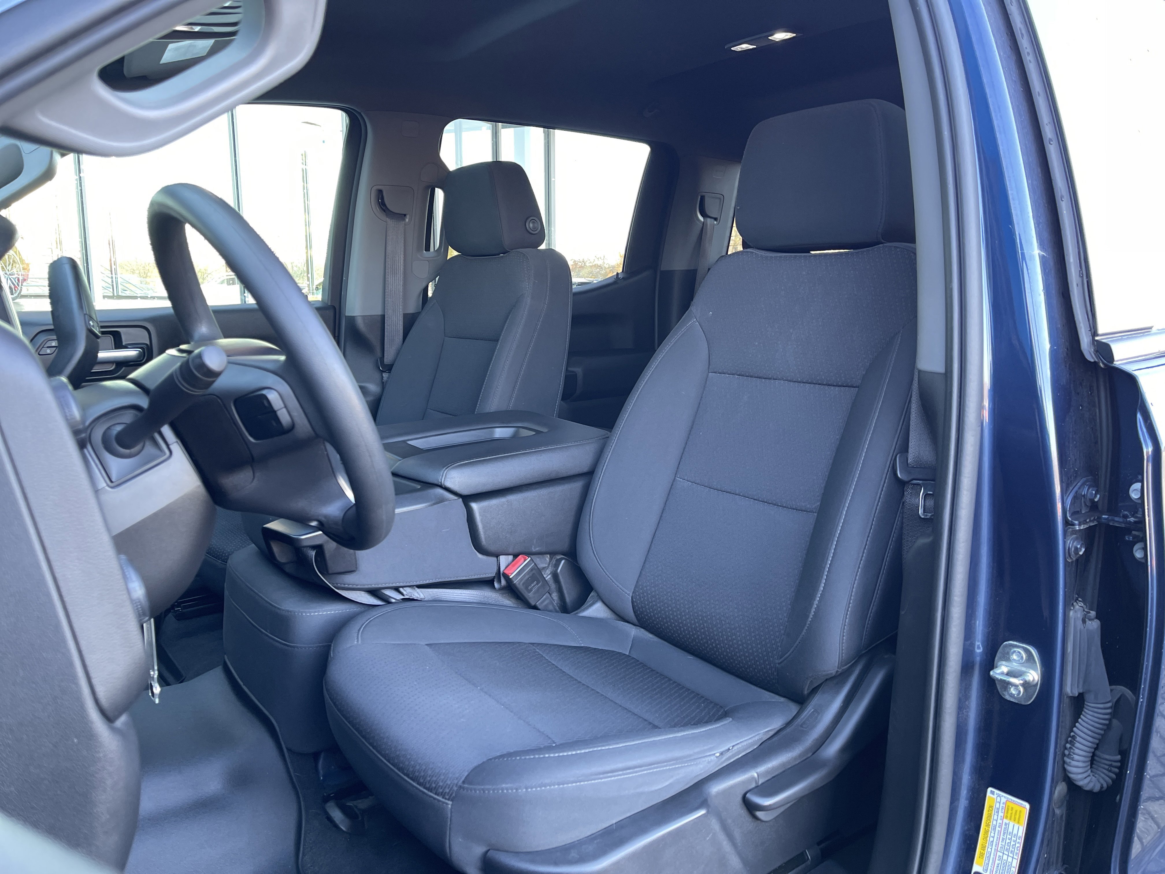 2021 Chevrolet Silverado Trail Boss Custom photo 2