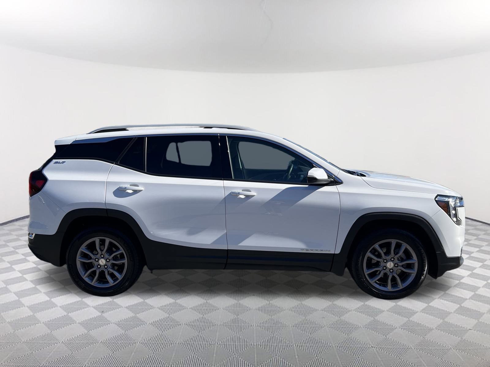 2023 Gmc Terrain SLT photo 4