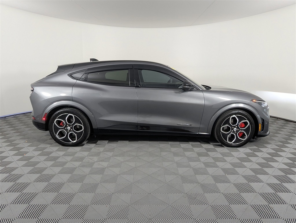 2023 Ford Mustang Mach-E GT photo 3