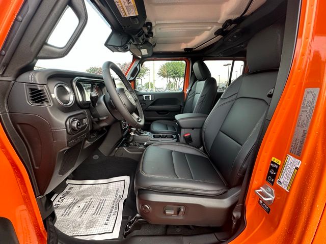 2025 Jeep Gladiator Sport photo 23