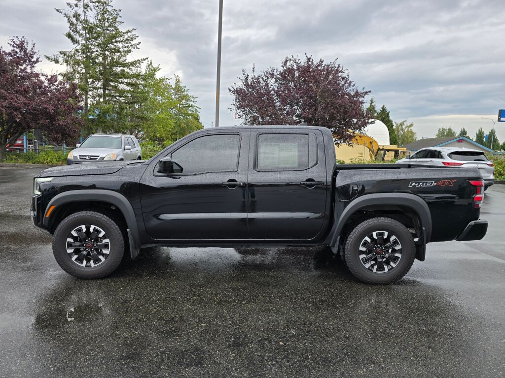 2023 Nissan Frontier PRO-4X photo 3