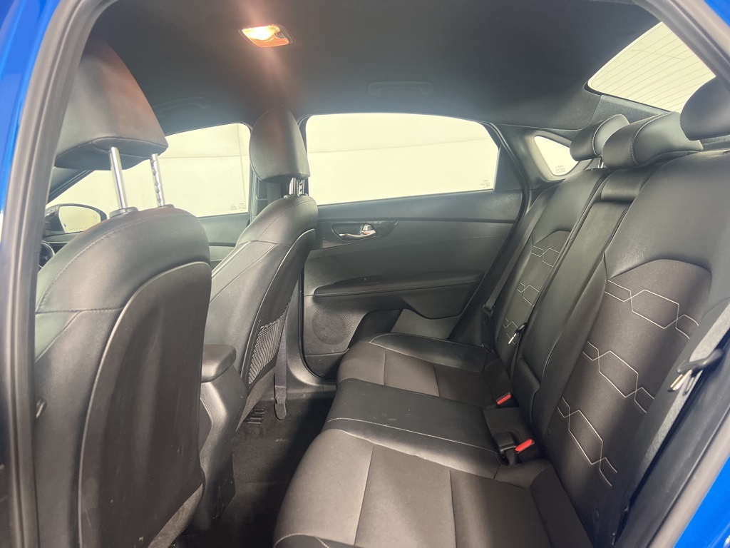 2023 Kia Forte GT-Line photo 4