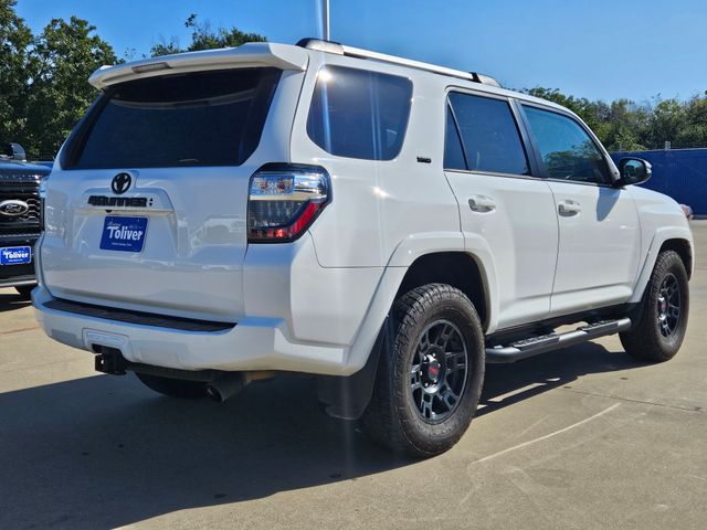 2023 Toyota 4Runner SR5 Premium photo 4