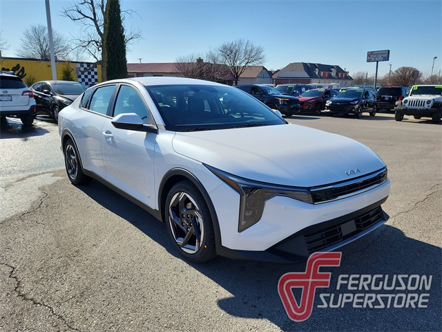 2026 Kia K4 EX's photo