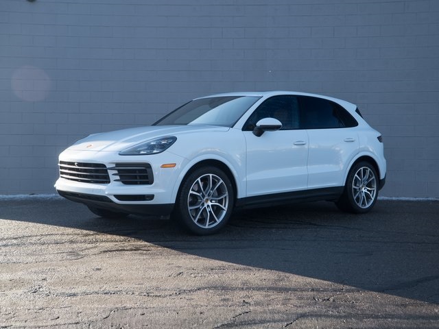 2023 Porsche Cayenne Platinum Edition