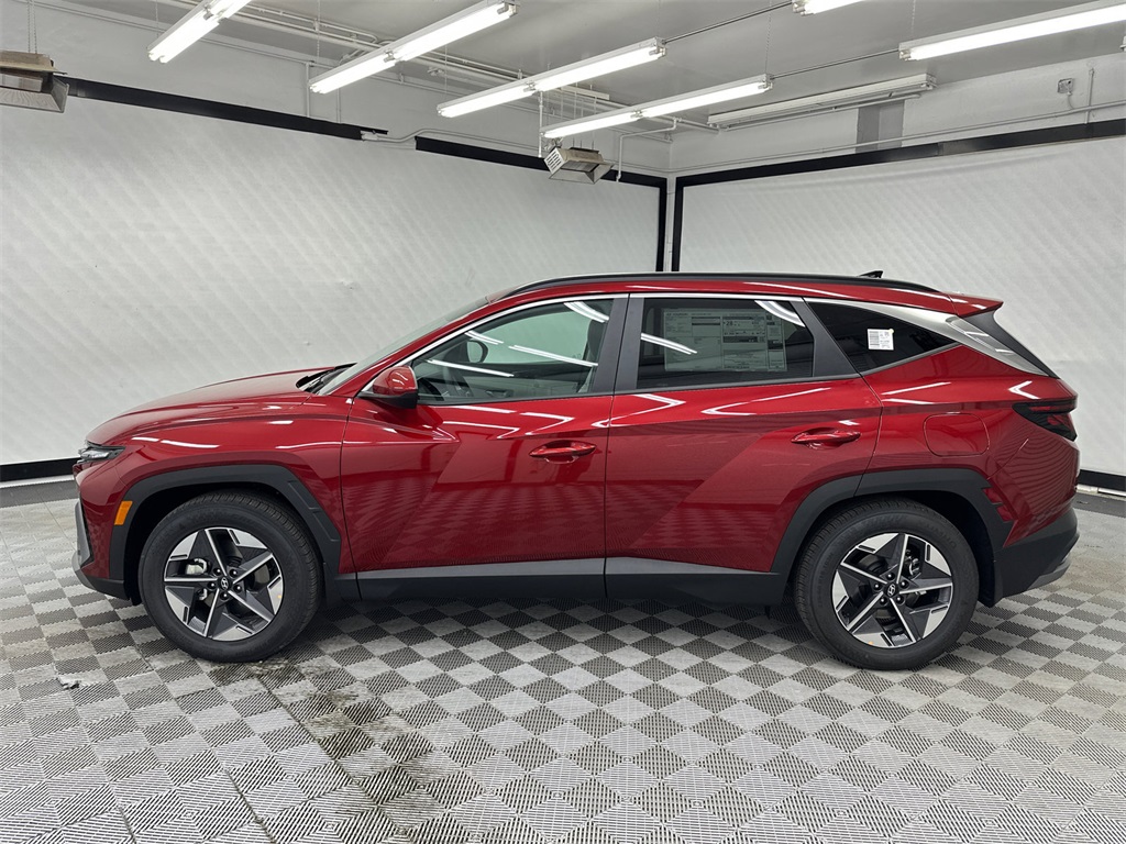 2026 Hyundai Tucson SEL photo 2