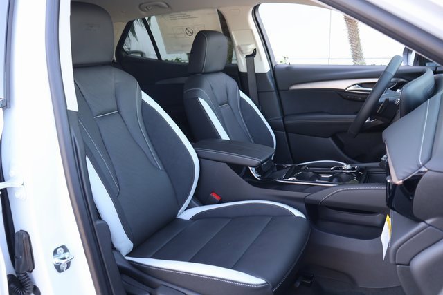 2025 Buick Envision Sport Touring photo 17