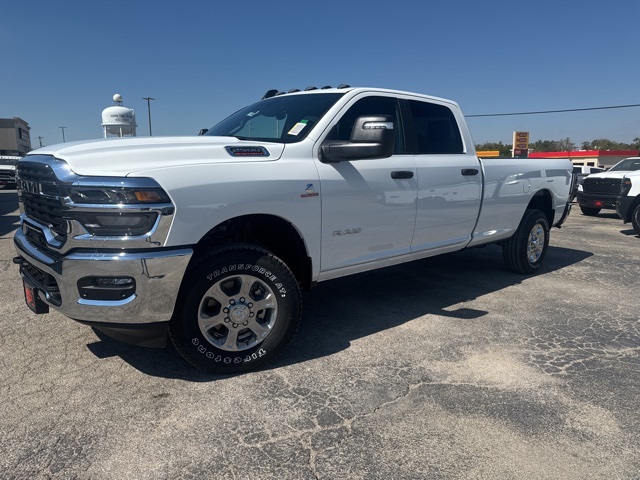 2026 Ram 2500 Big Horn photo 2