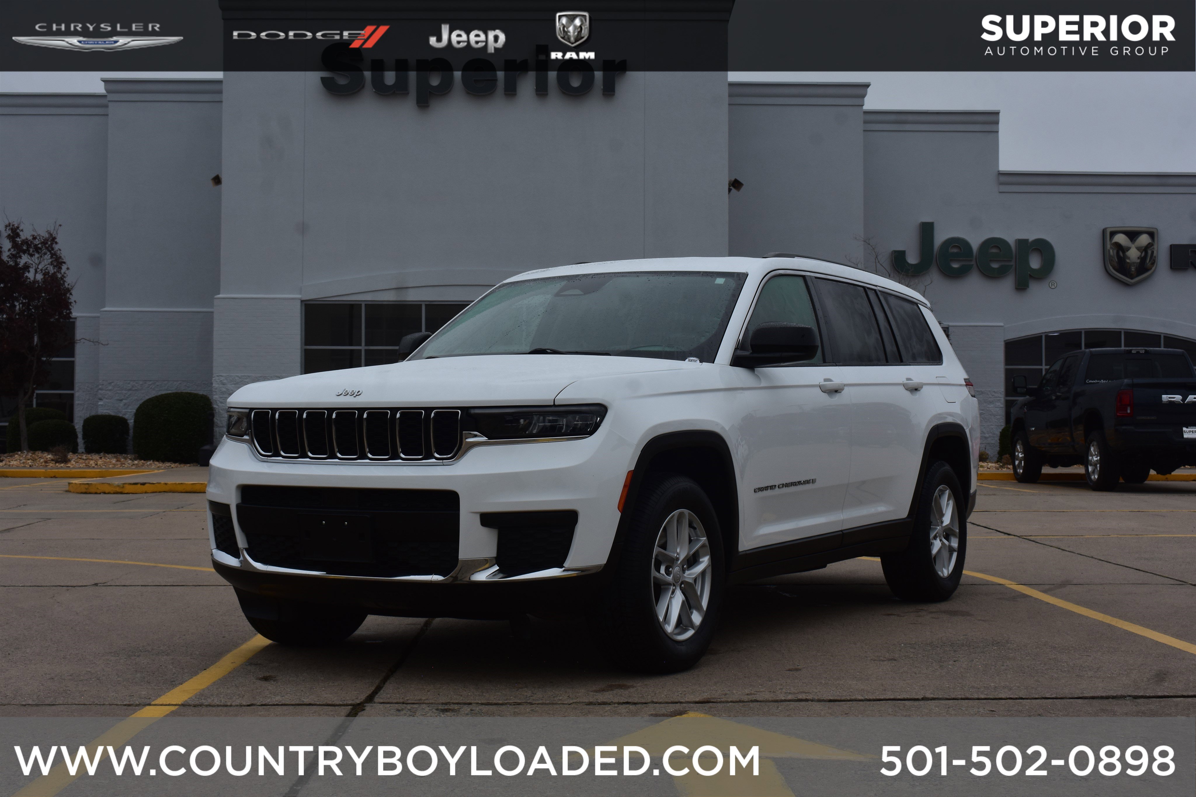 2024 Jeep Grand Cherokee L Laredo's photo