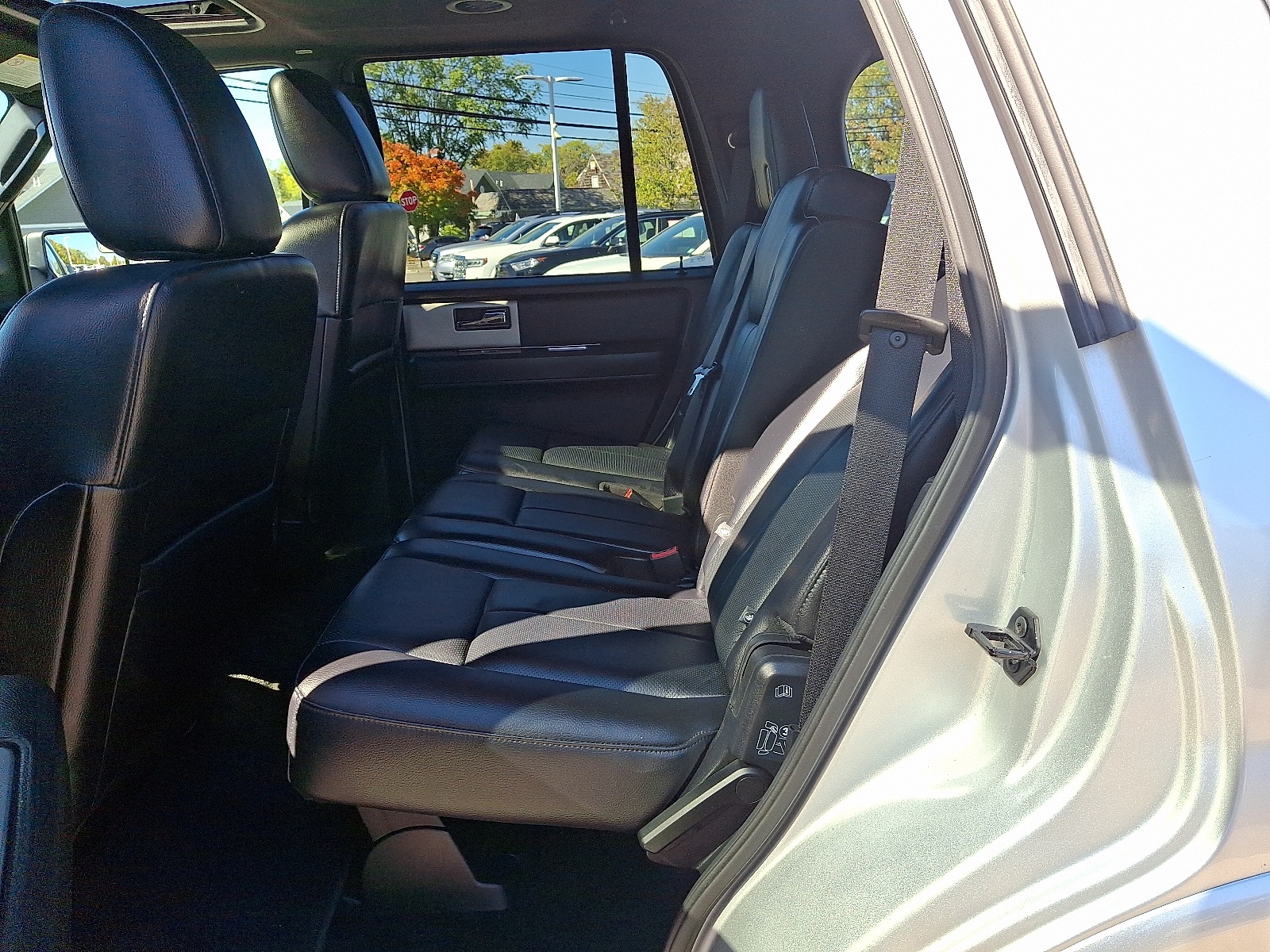 2017 Ford Expedition XLT photo 10