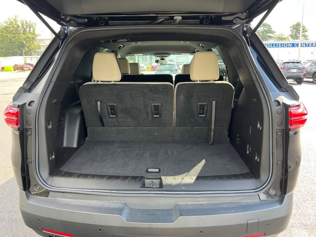 2023 Chevrolet Traverse LS photo 22