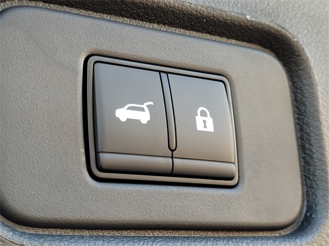 2025 Nissan Pathfinder Platinum photo 19