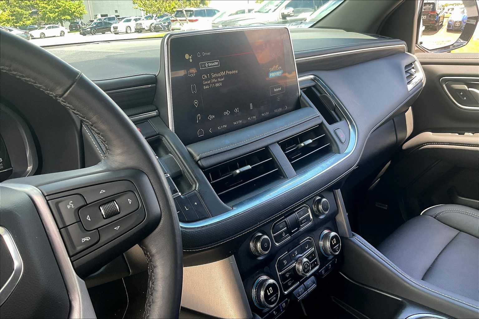 2022 Gmc Yukon SLT photo 5