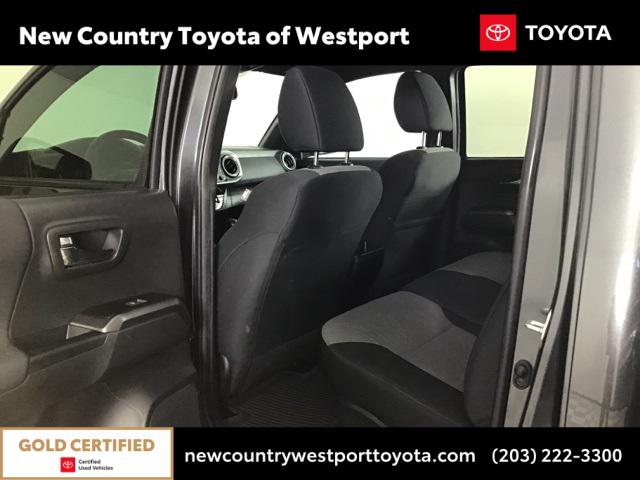 2022 Toyota Tacoma SR5 photo 18