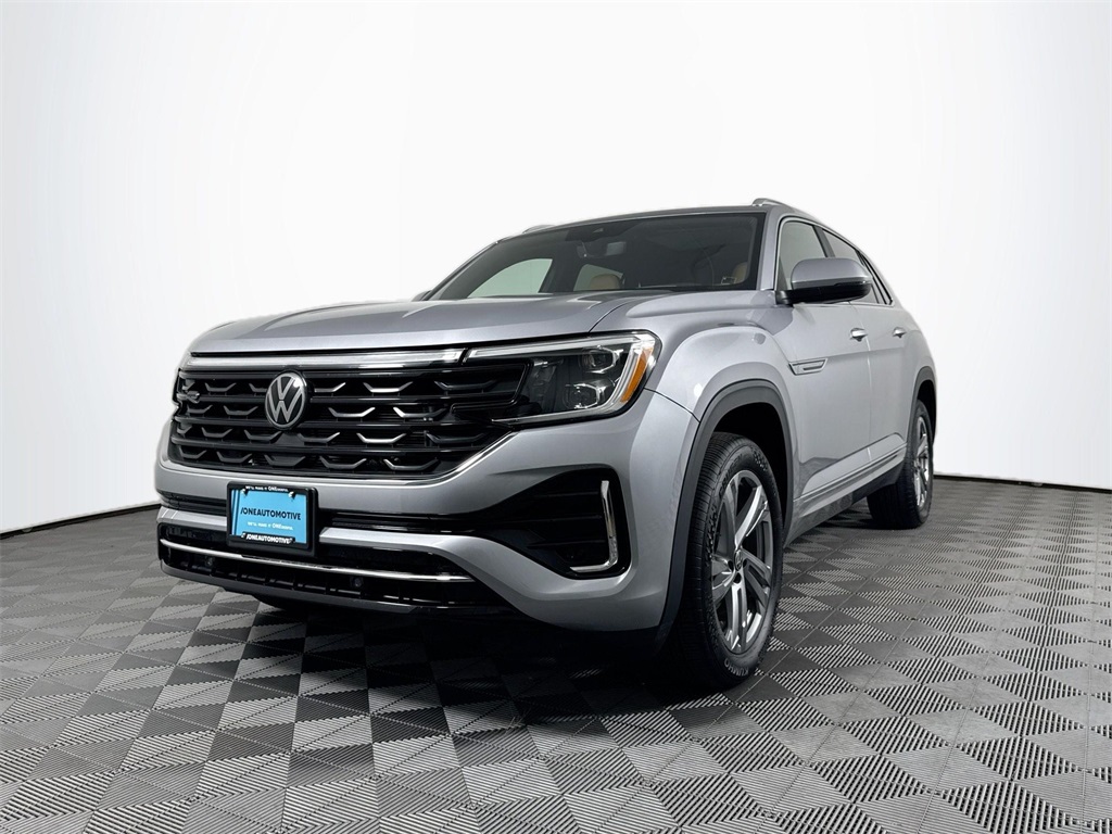 2024 Volkswagen Atlas Cross Sport SEL R-LINE's photo