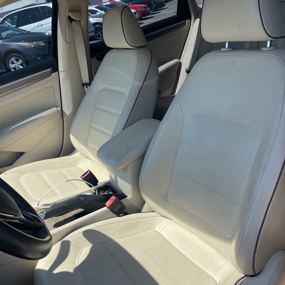 2018 Volkswagen Passat 2.0T SE photo 6