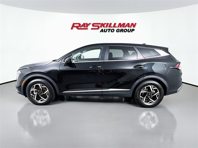 2024 Kia Sportage LX photo 4