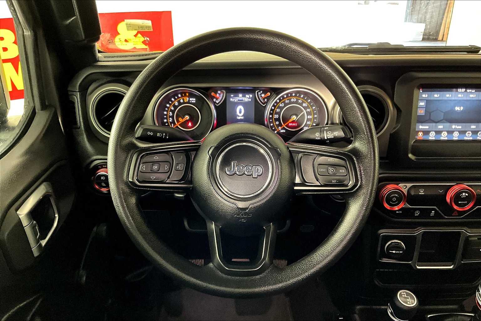 2022 Jeep Gladiator Sport photo 5