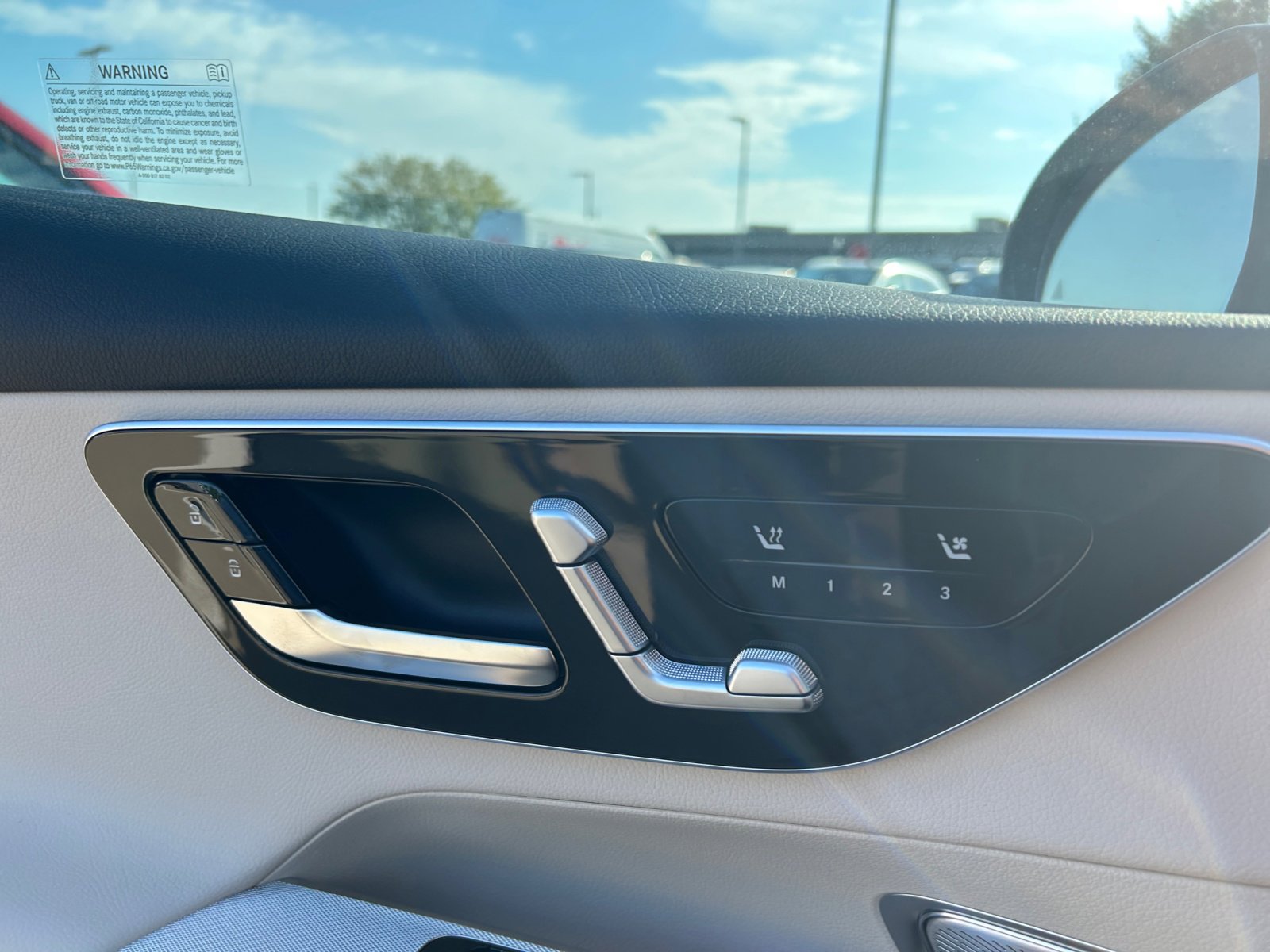 2025 Mercedes Benz GLC 350e 4MATIC photo 27