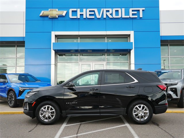 2024 Chevrolet Equinox LT photo 4