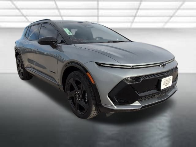 2026 Chevrolet Equinox EV RS's photo
