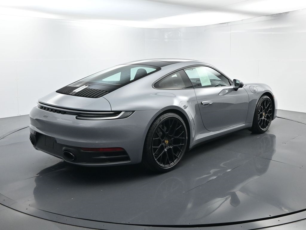 2024 Porsche 911 T 4 photo 14
