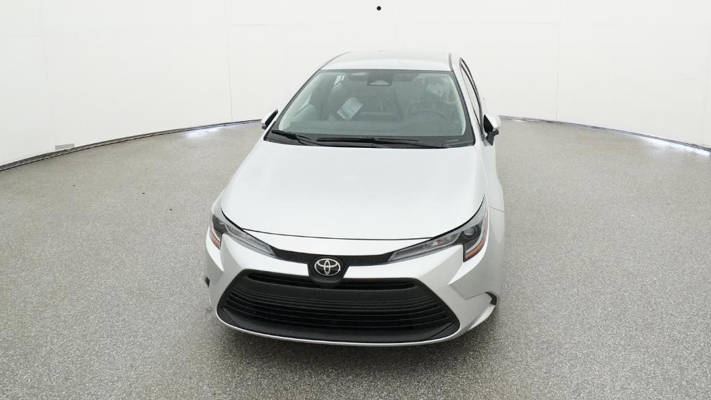 2025 Toyota Corolla LE photo 2