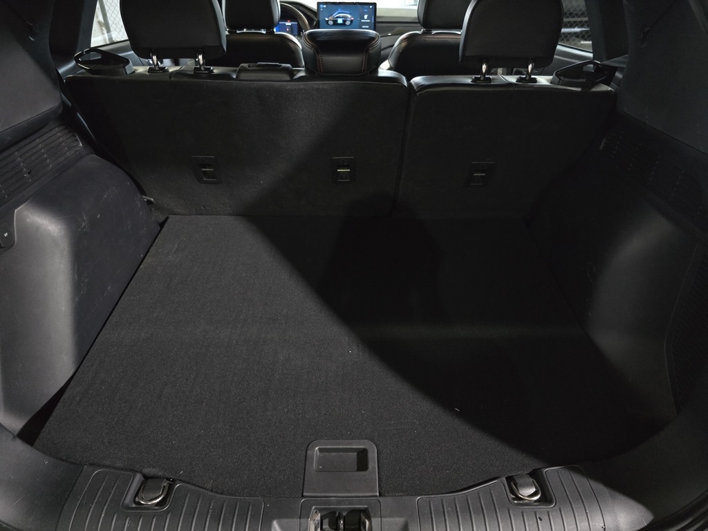 2023 Ford Escape Hybrid ST-Line photo 26