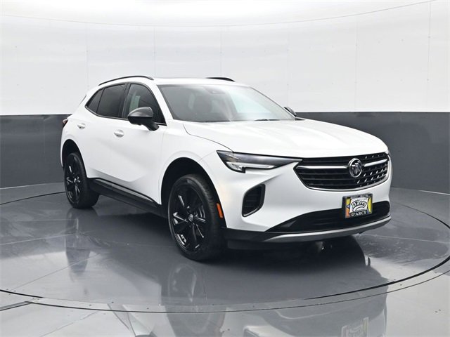 2022 Buick Envision Essence photo 3