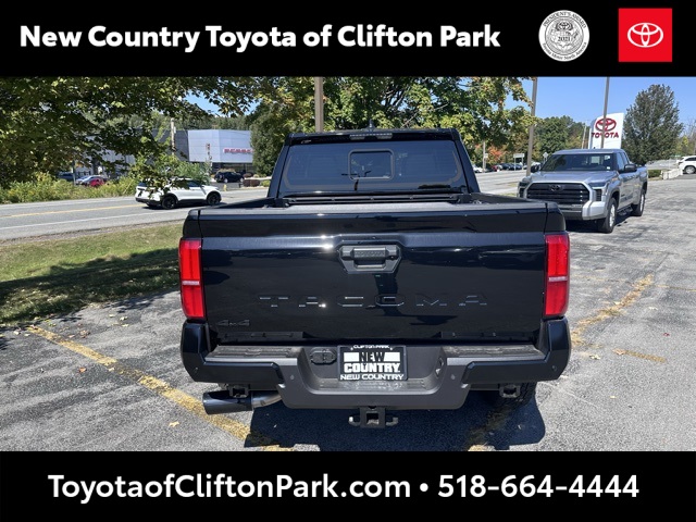 2025 Toyota Tacoma TRD Off-Road 4x4 Double Cab photo 4
