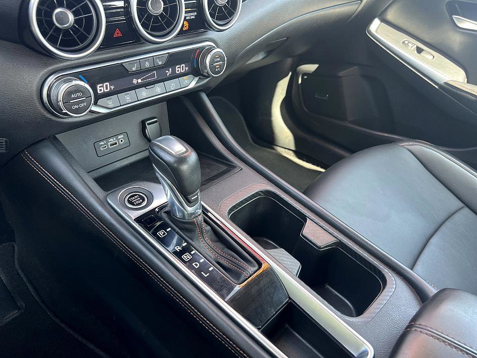 2020 Nissan Sentra SR photo 23
