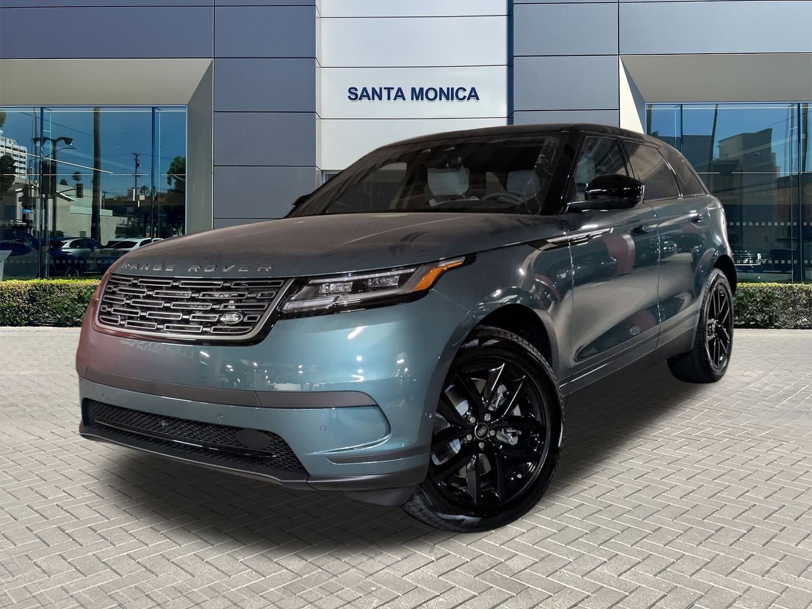 2026 Land Rover Range Rover Velar S's photo