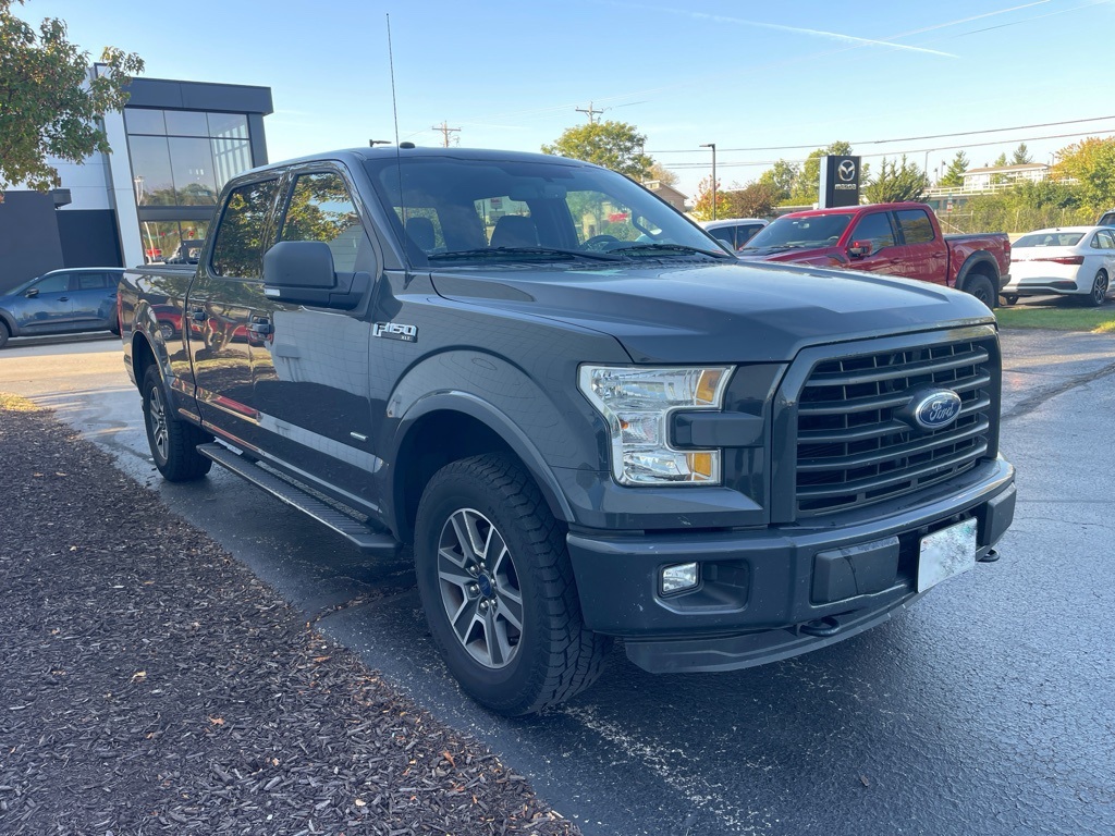 2016 Ford F-150 XLT photo 4