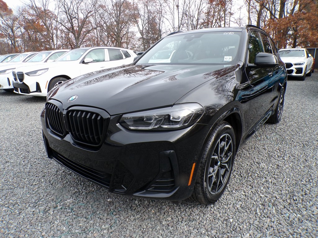 2023 BMW X3 30i's photo