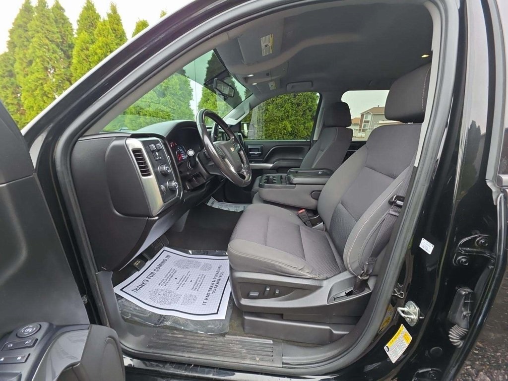 2018 Chevrolet Silverado 1500 LT photo 4