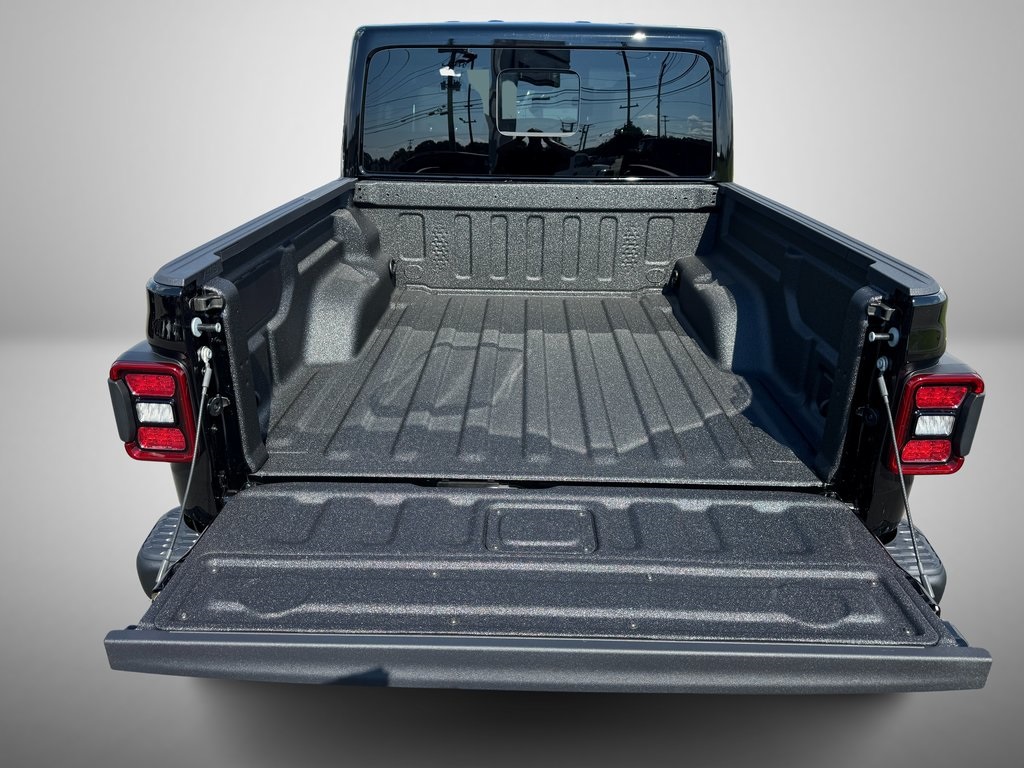 2025 Jeep Gladiator Mojave photo 4
