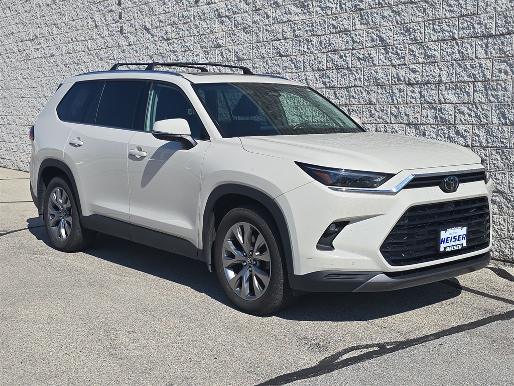2024 Toyota Grand Highlander Hybrid Limited photo 13