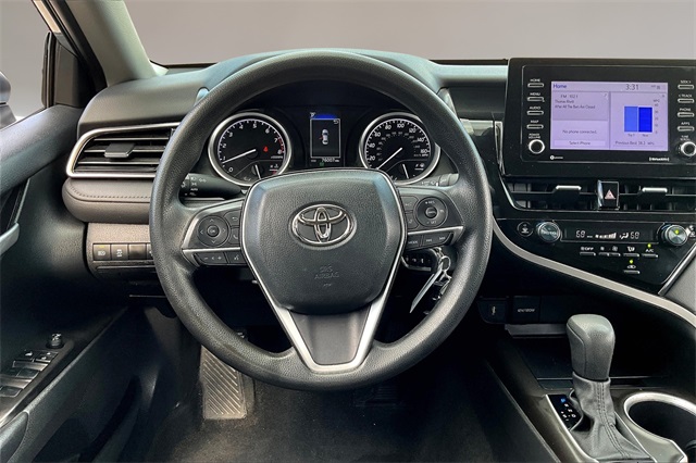 2023 Toyota Camry LE photo 5