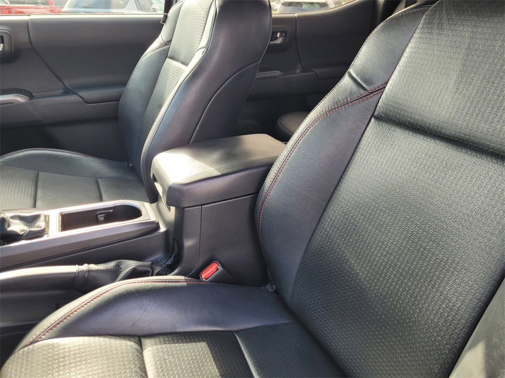 2022 Toyota Tacoma TRD Pro V6 photo 16