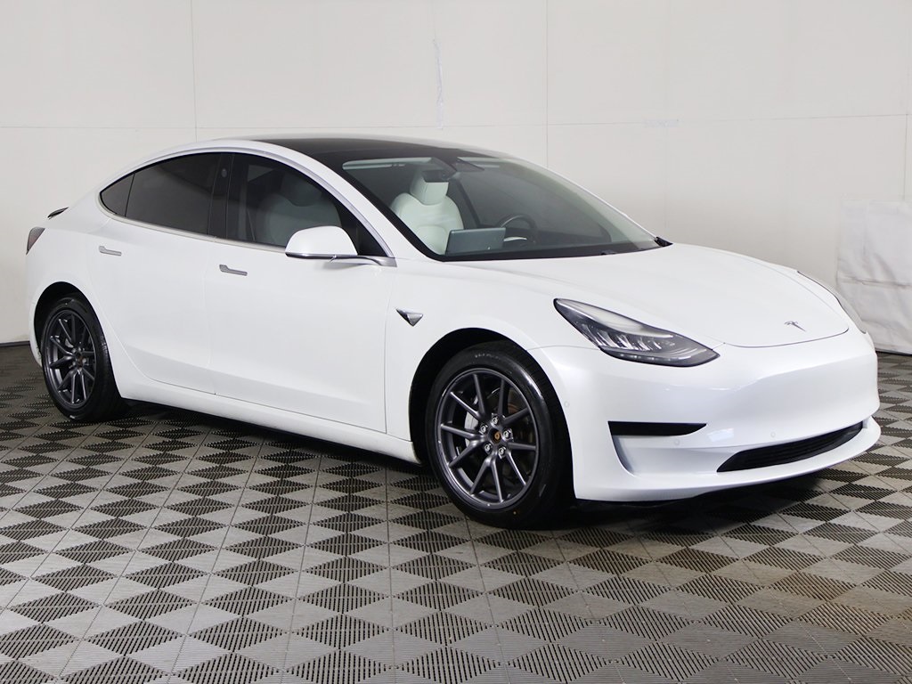 2020 Tesla Model 3 Long Range photo 2