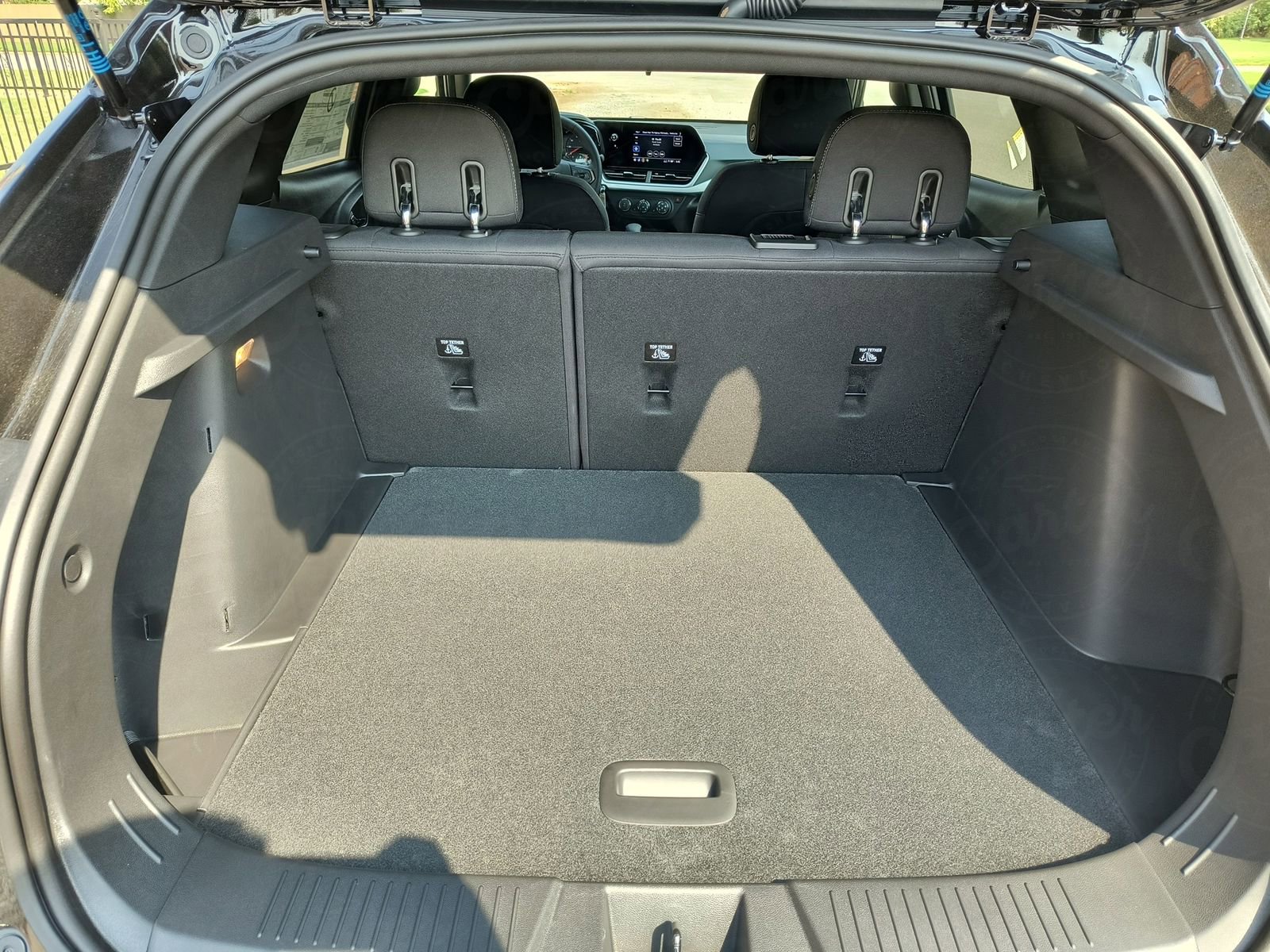 2025 Chevrolet Trax photo 9