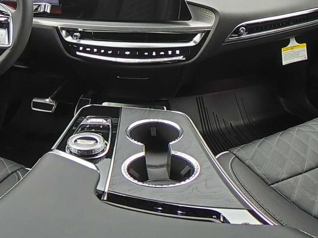 2026 Cadillac Lyriq photo 12