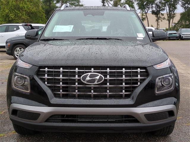 2026 Hyundai Venue SEL photo 2