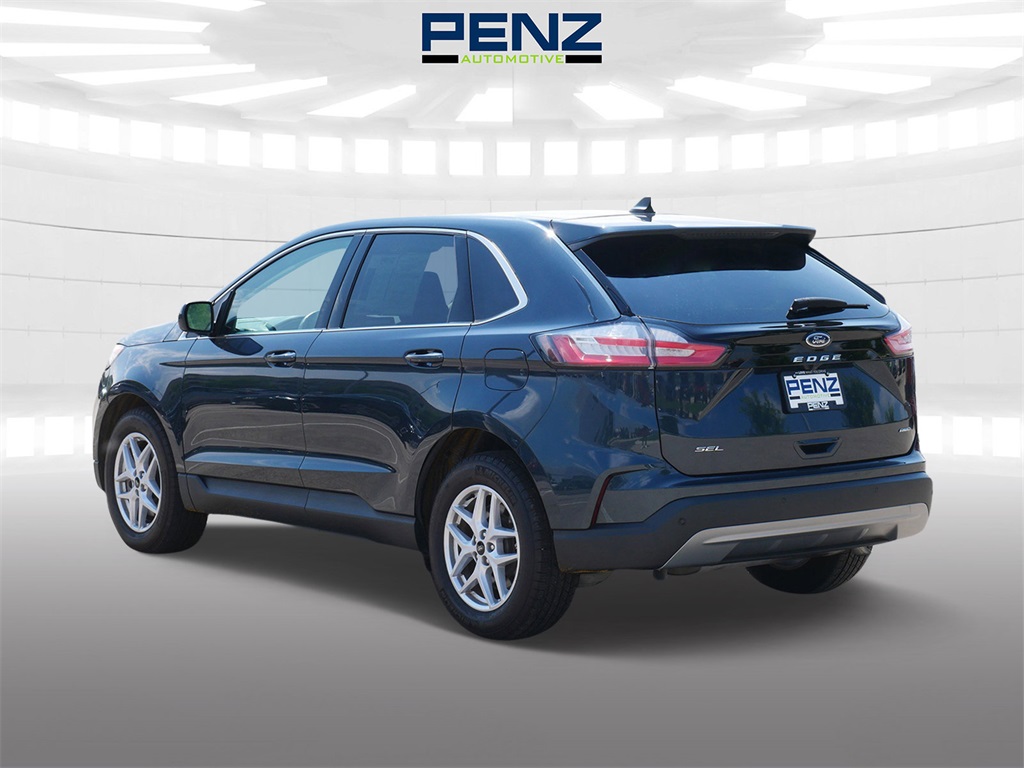 2023 Ford Edge SEL photo 5