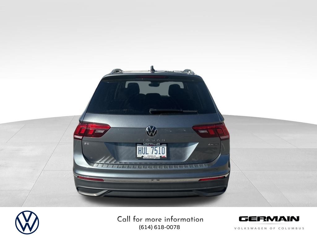 2022 Volkswagen Tiguan SE photo 5